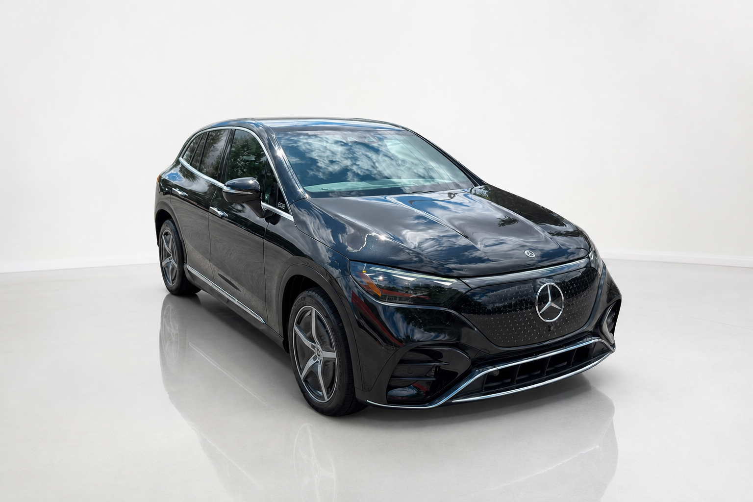 2023 Mercedes-Benz EQE — view 3