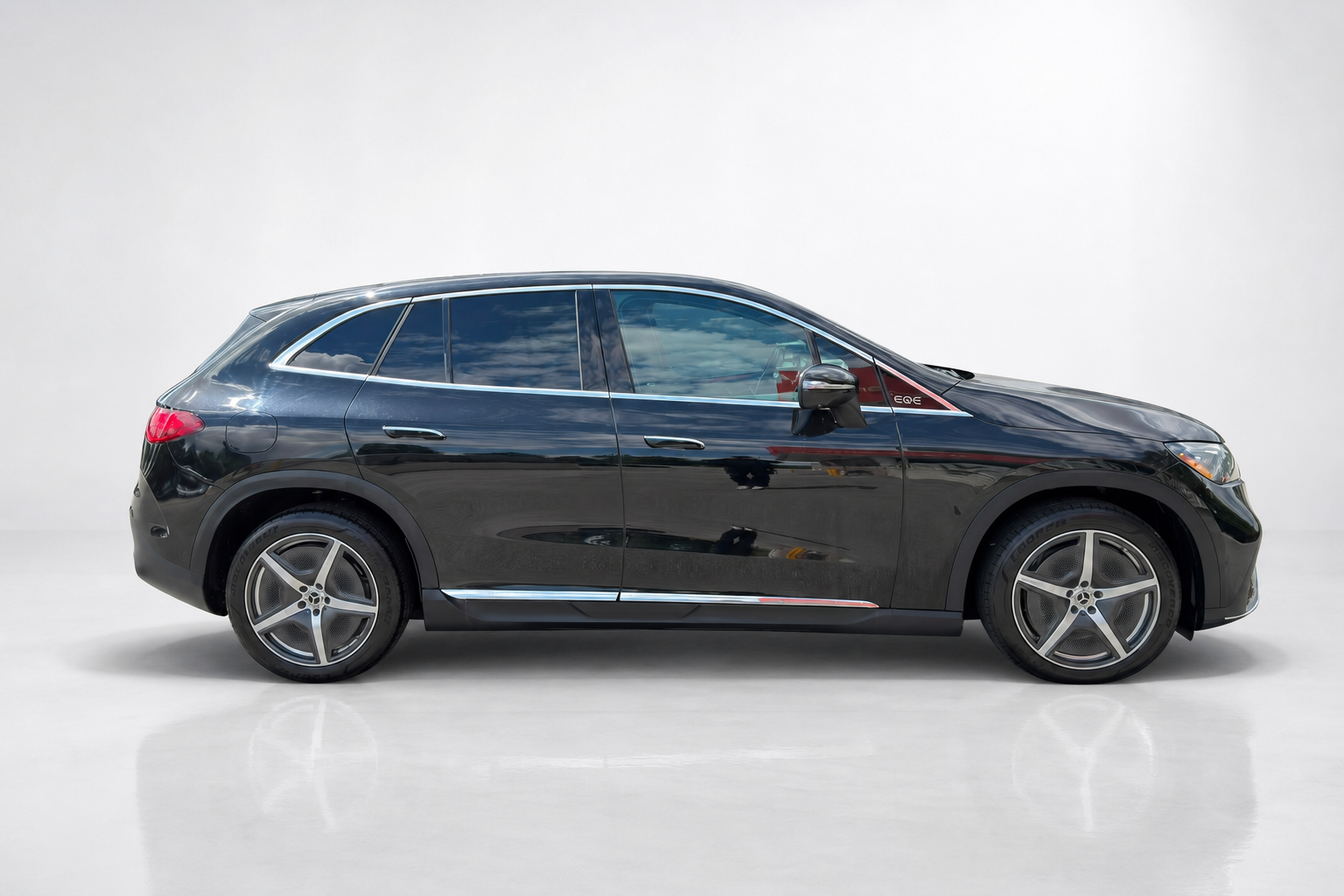 2023 Mercedes-Benz EQE — view 8