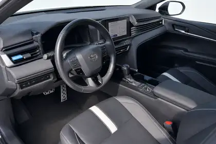 2025 Toyota Camry Sedan — view 6