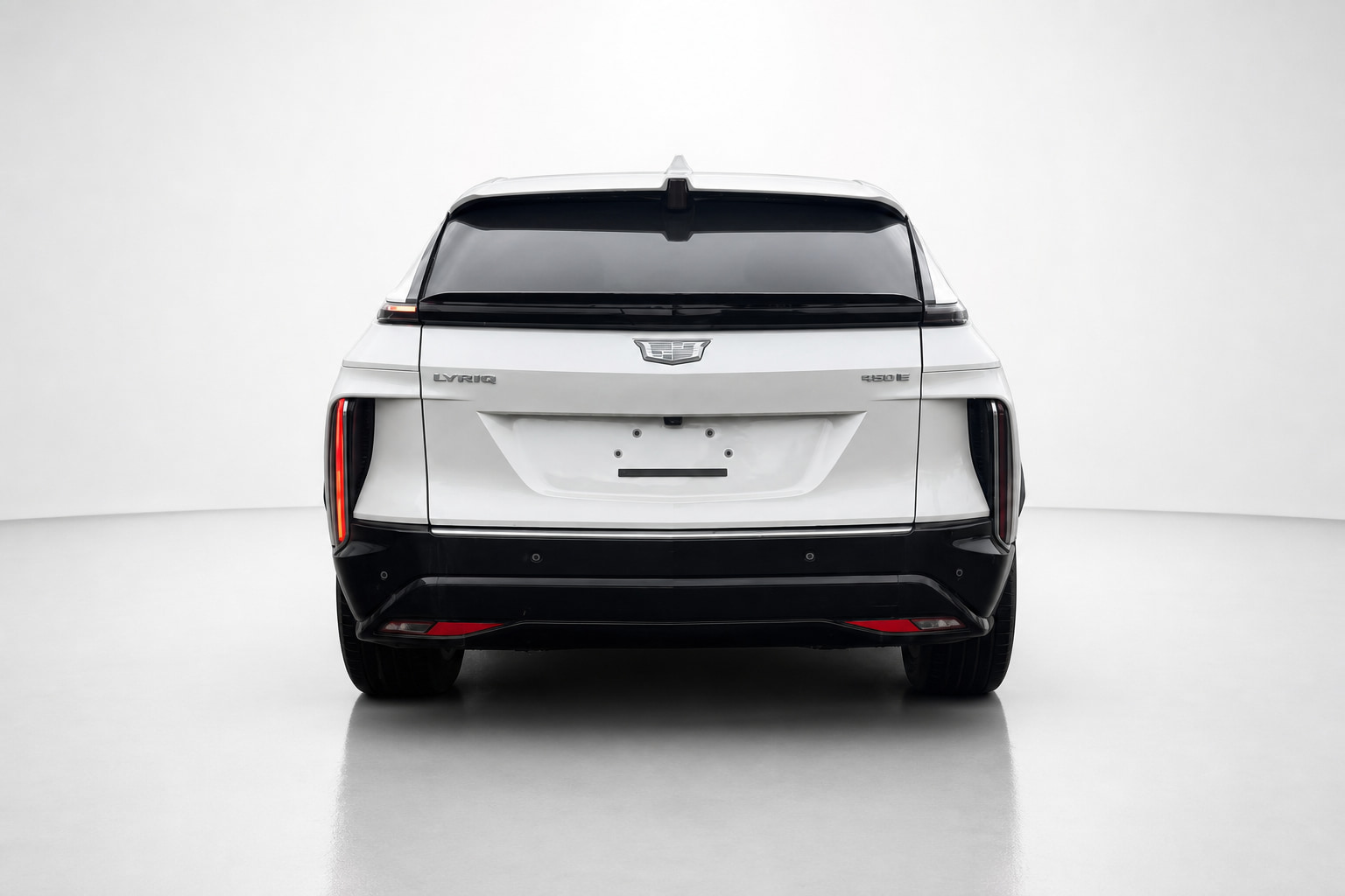 2024 Cadillac Lyriq — view 5