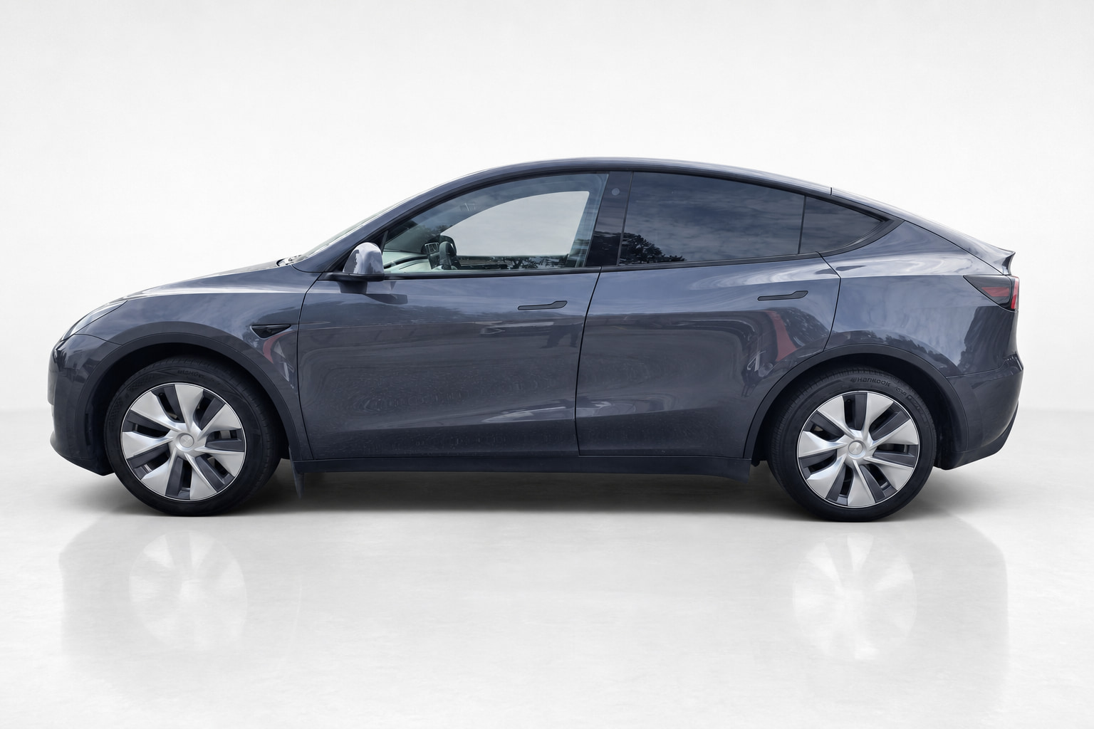 2023 Tesla Model Y — view 6