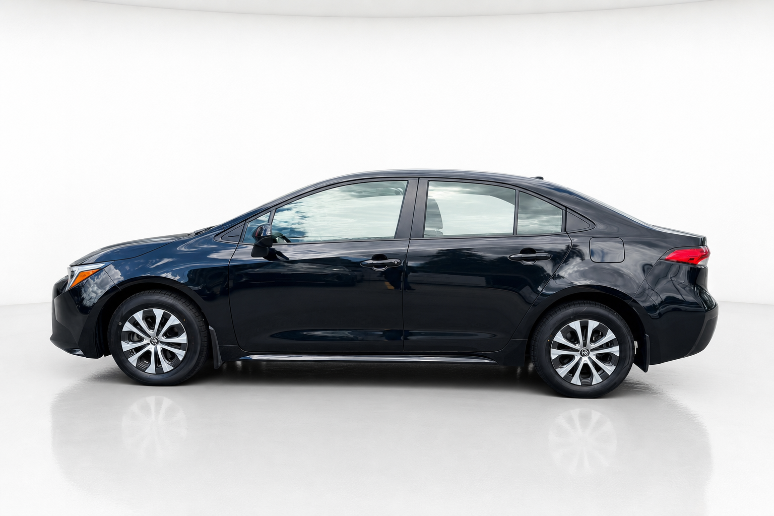 2024 Toyota Corolla — view 8