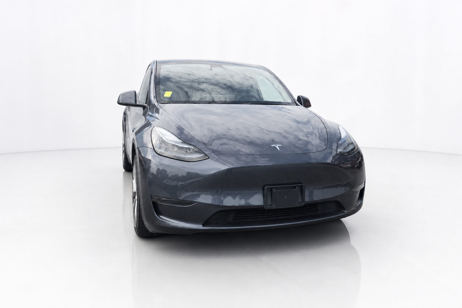 2023 Tesla Model Y — view 3