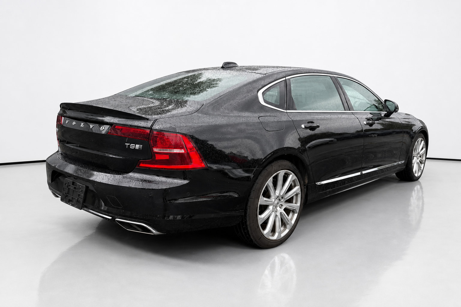 2020 Volvo S90 Plug-in Hybrid — view 7