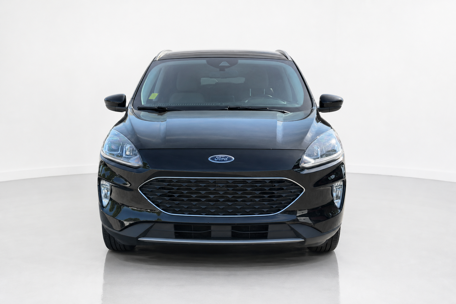 2021 Ford Escape Hybrid — view 2