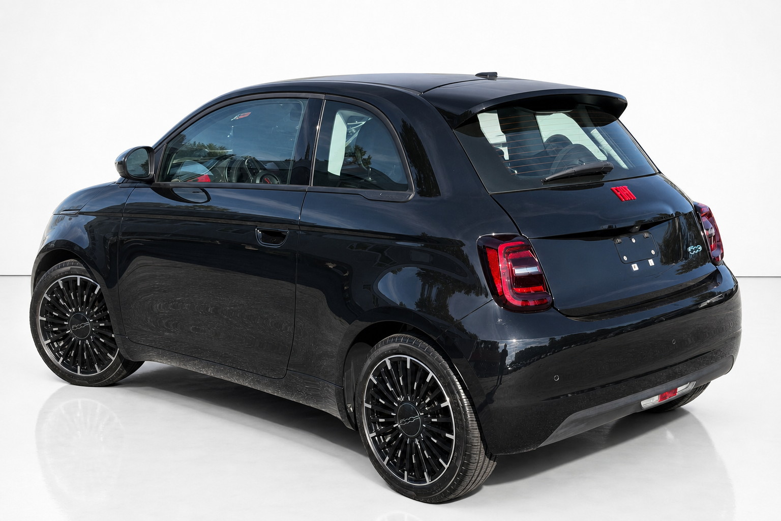 2024 Fiat 500e — view 6