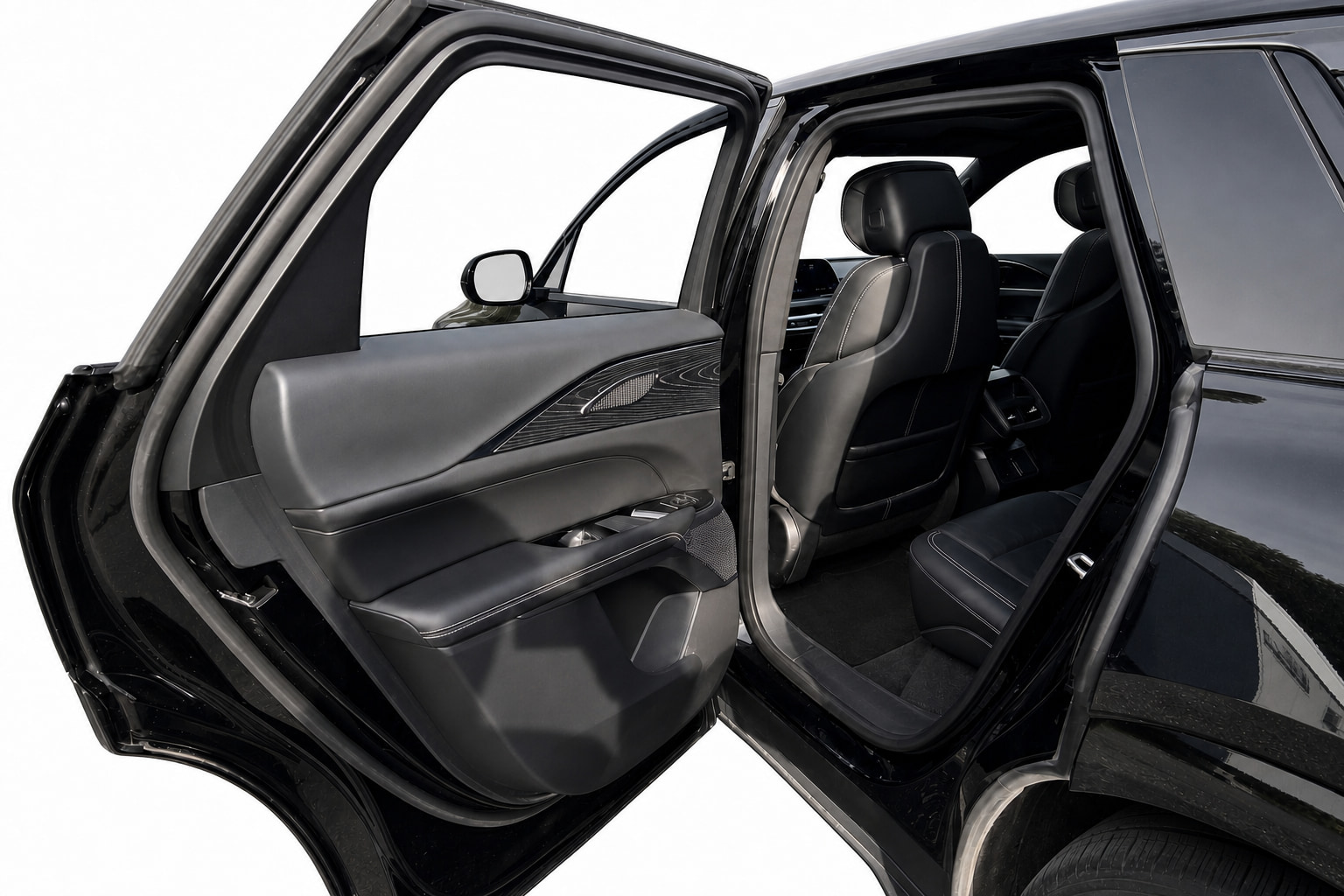 2024 Cadillac Lyriq — view 9