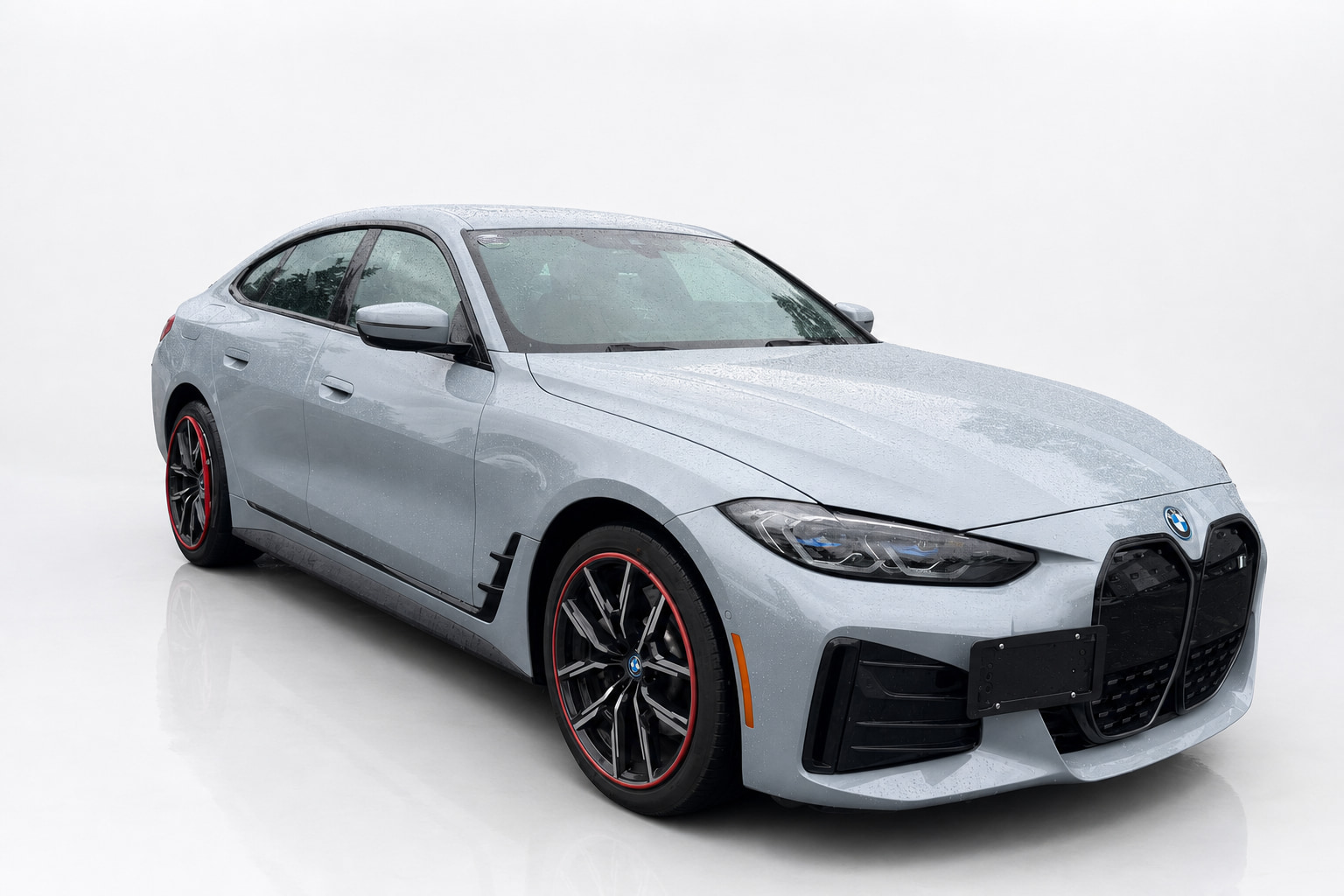 2022 BMW i4 — view 3
