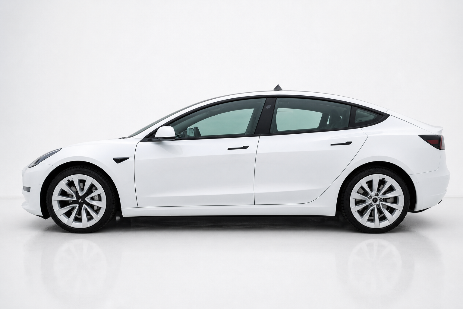 2022 Tesla Model 3 — view 4