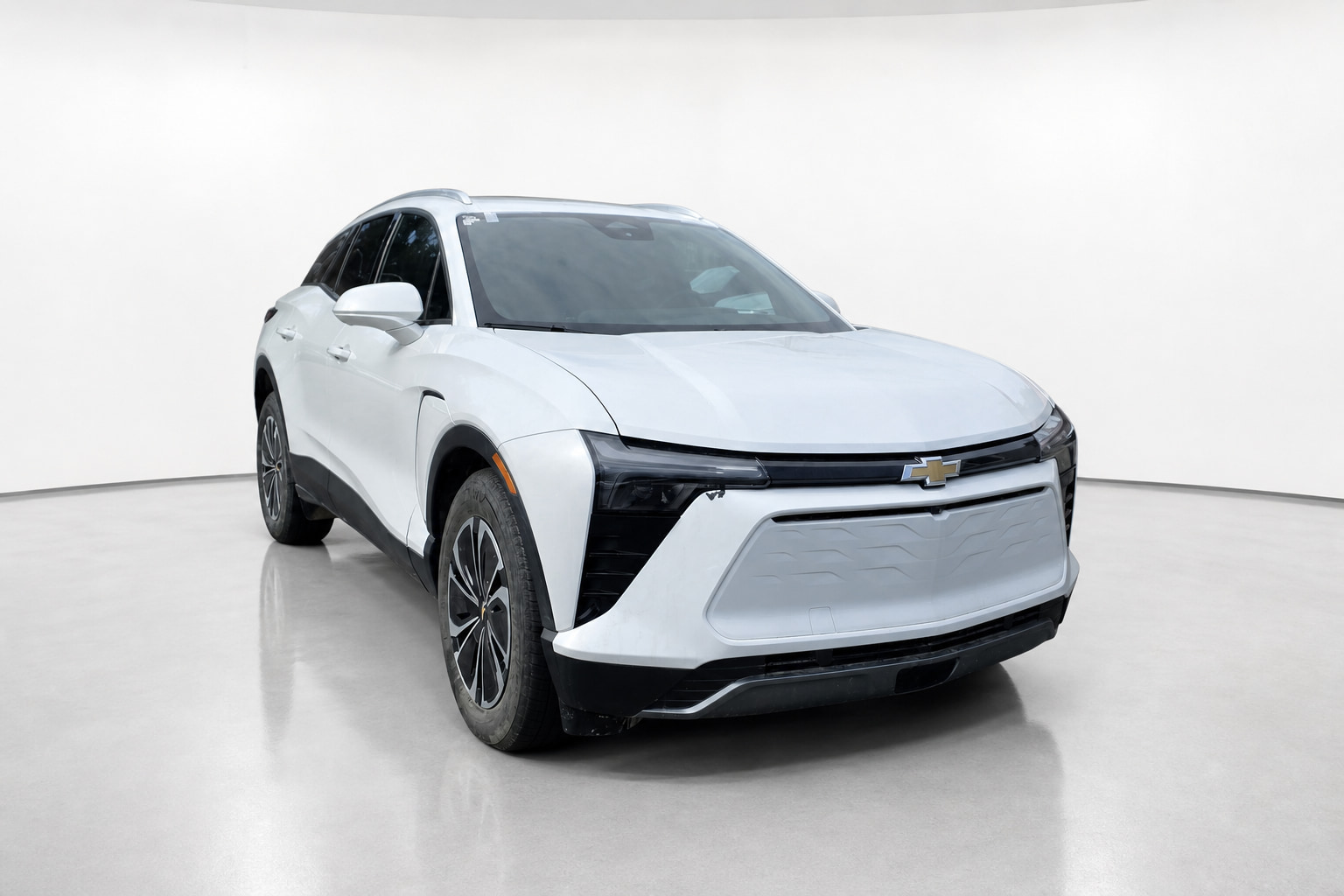 2024 Chevrolet Blazer EV — view 3