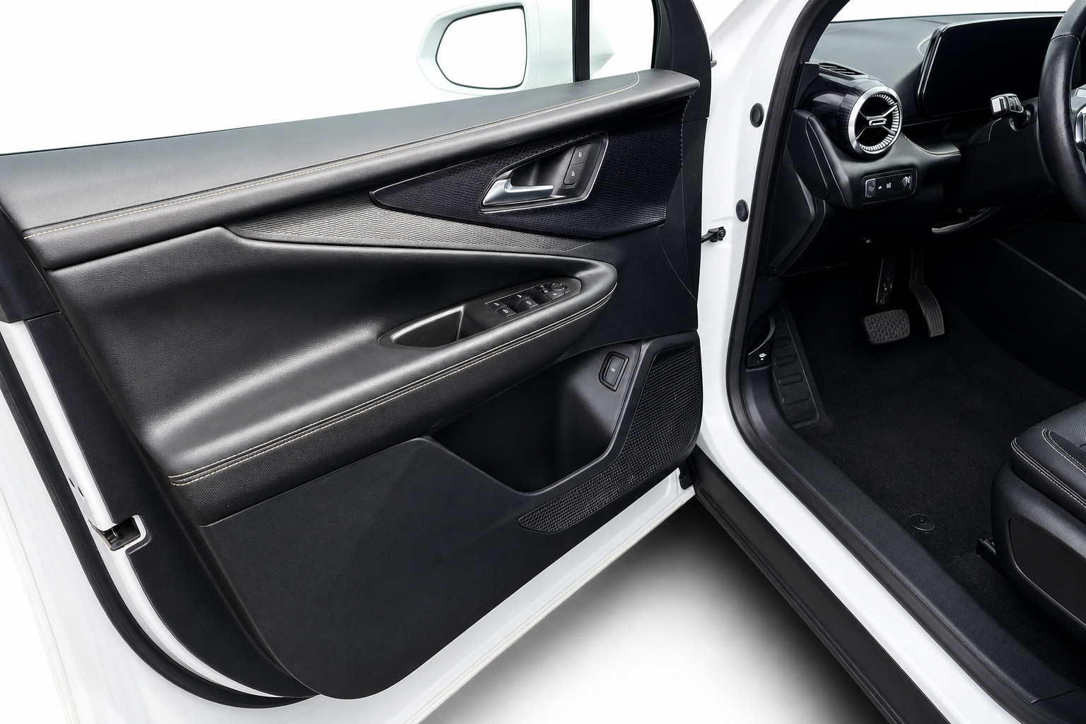 2024 Chevrolet Blazer EV — view 7