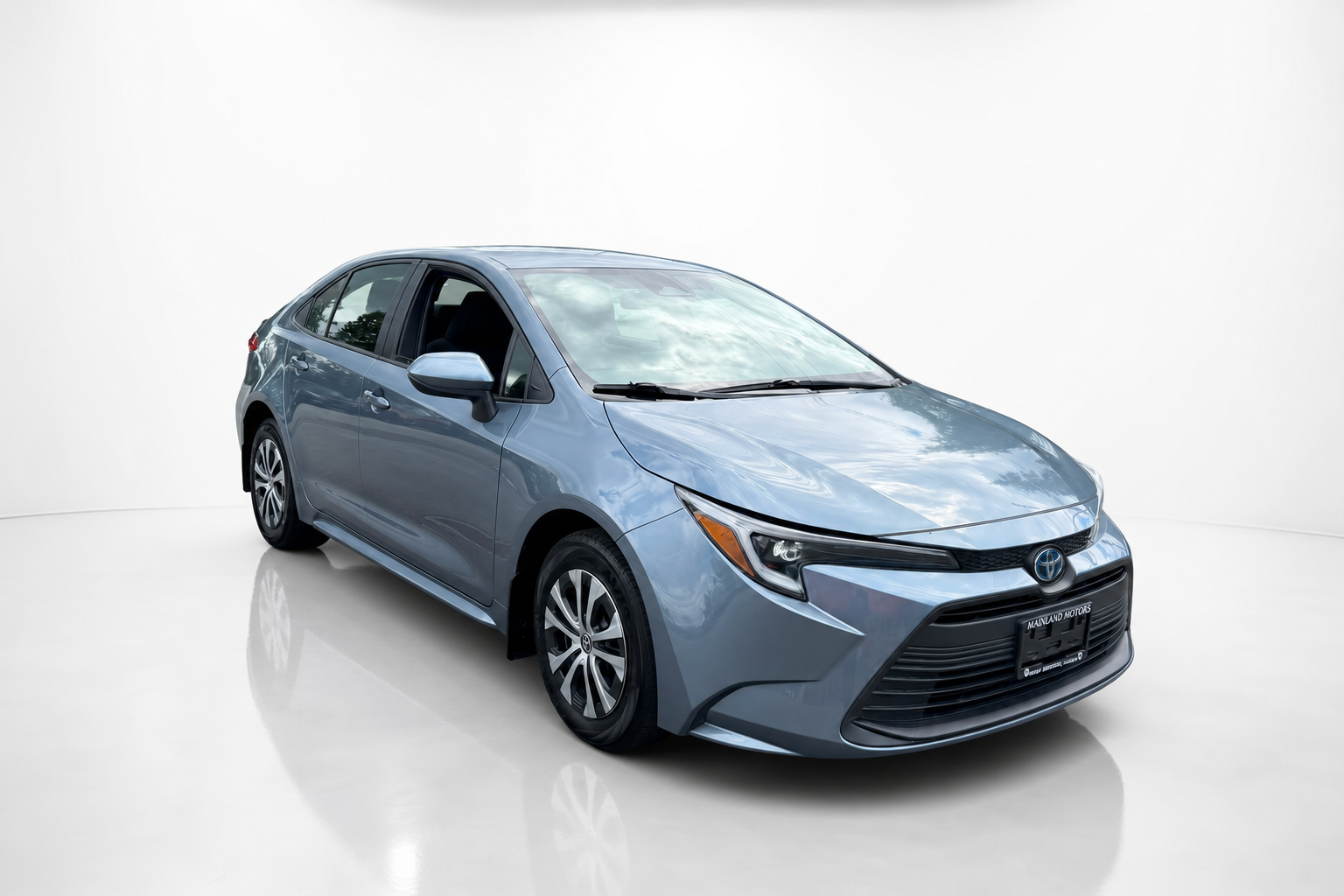 2023 Toyota Corolla — view 3