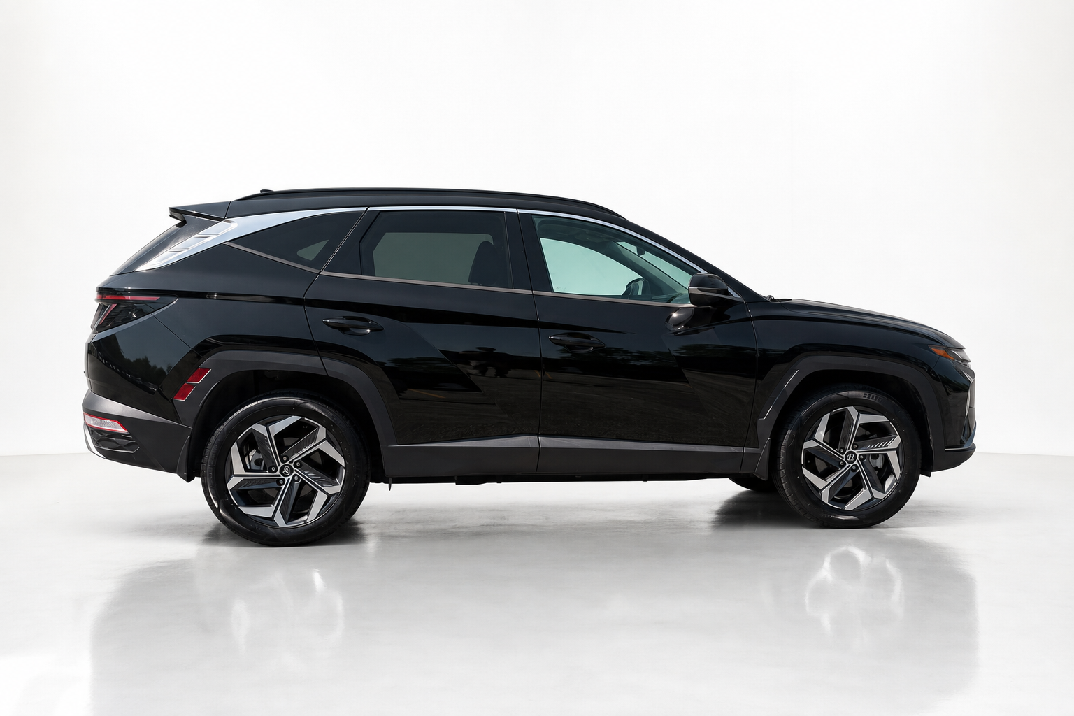 2022 Hyundai Tucson Hybrid — view 3