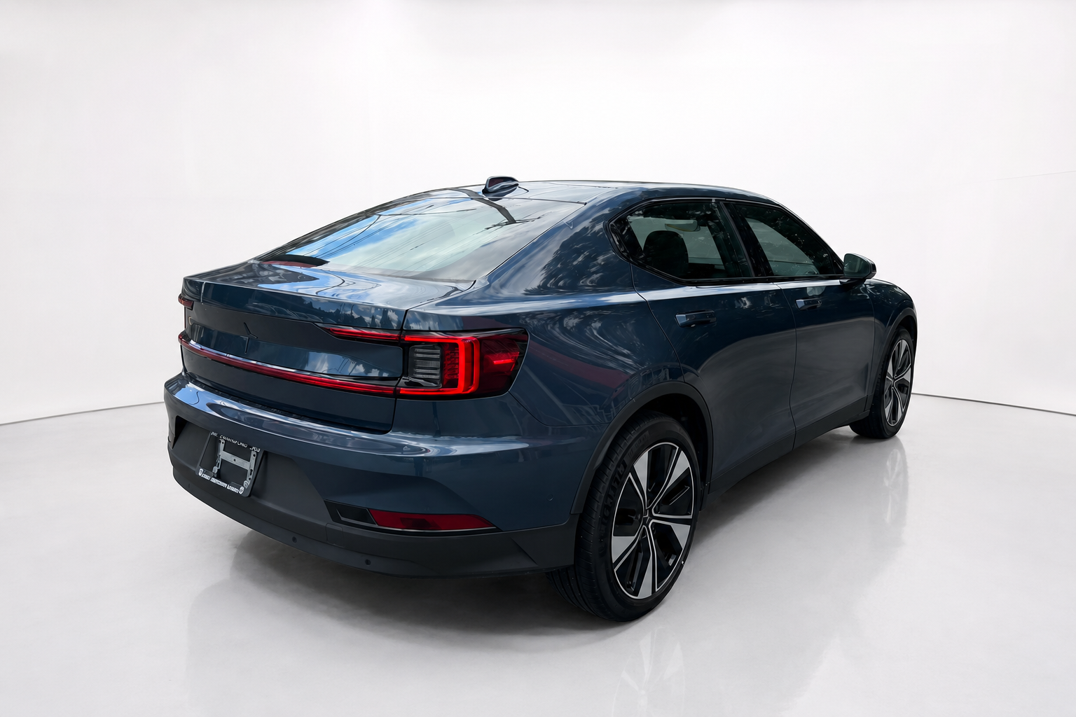 2024 Polestar 2 — view 2