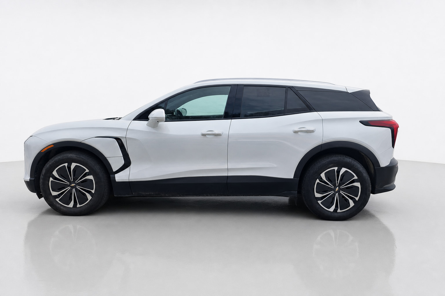 2024 Chevrolet Blazer EV — view 6