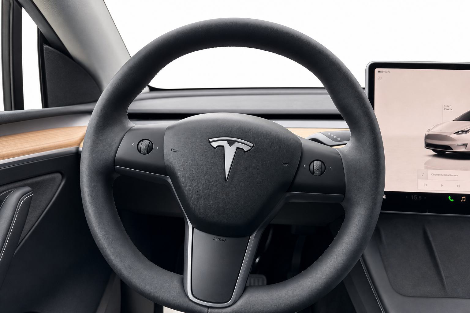 2023 Tesla Model Y — view 10