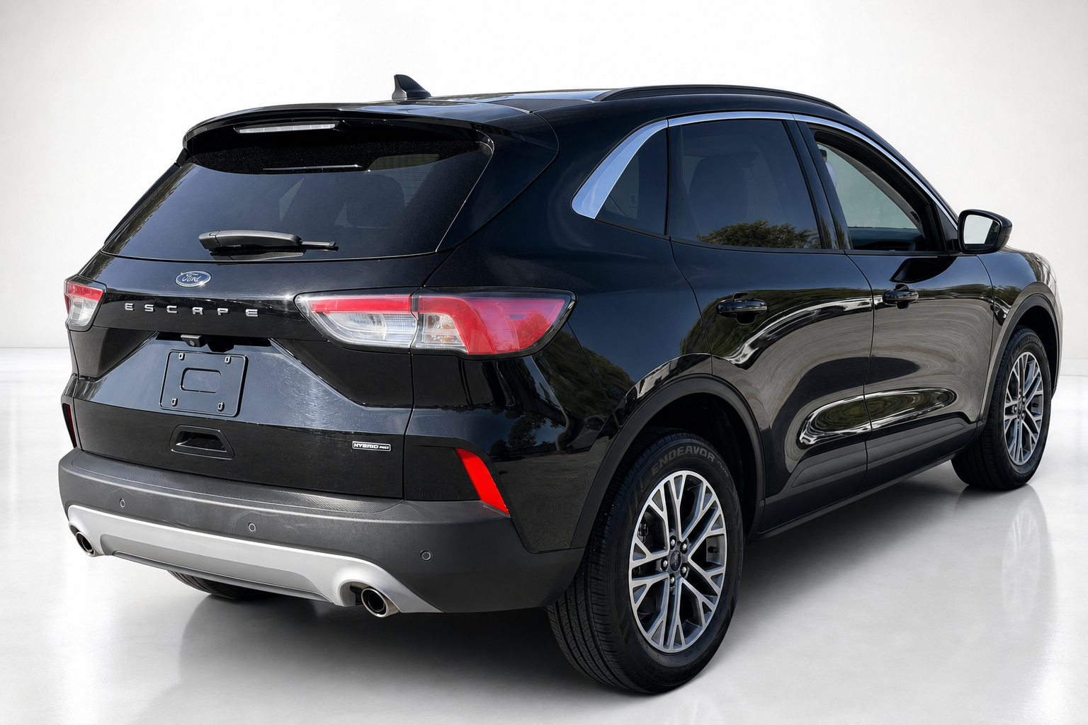 2021 Ford Escape Hybrid — view 4