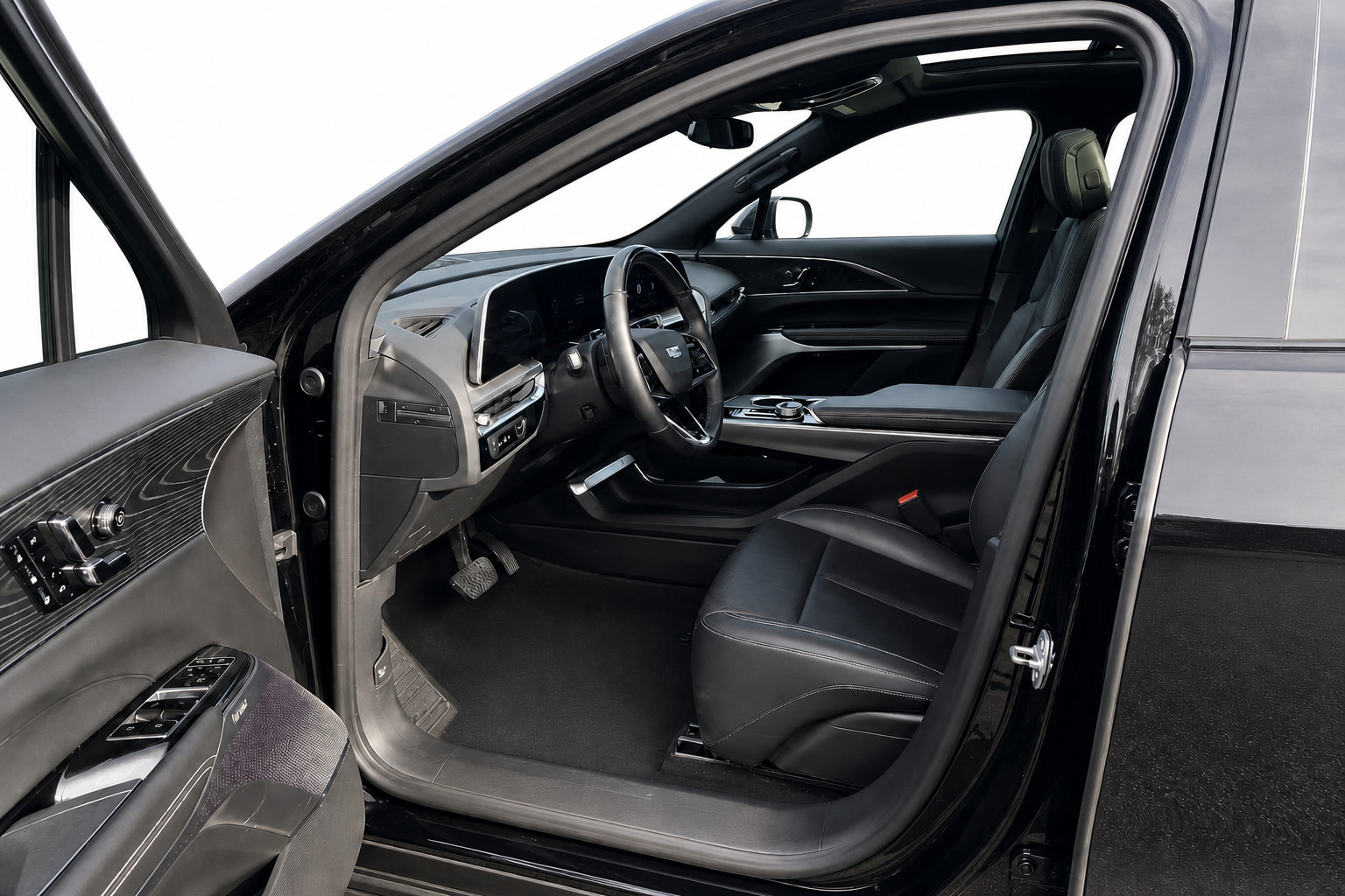 2024 Cadillac Lyriq — view 10