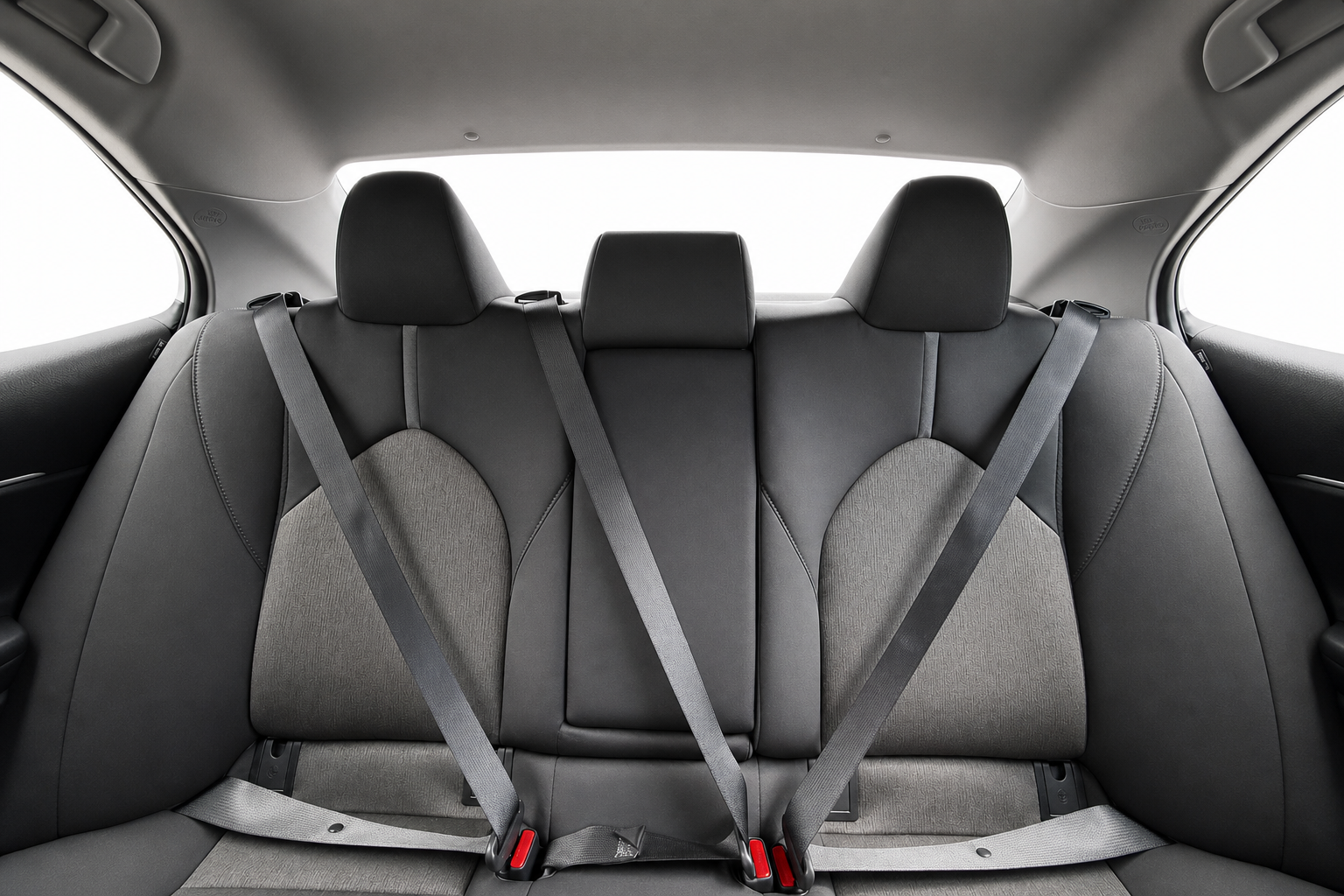 2024 Toyota Camry Hybrid — view 9