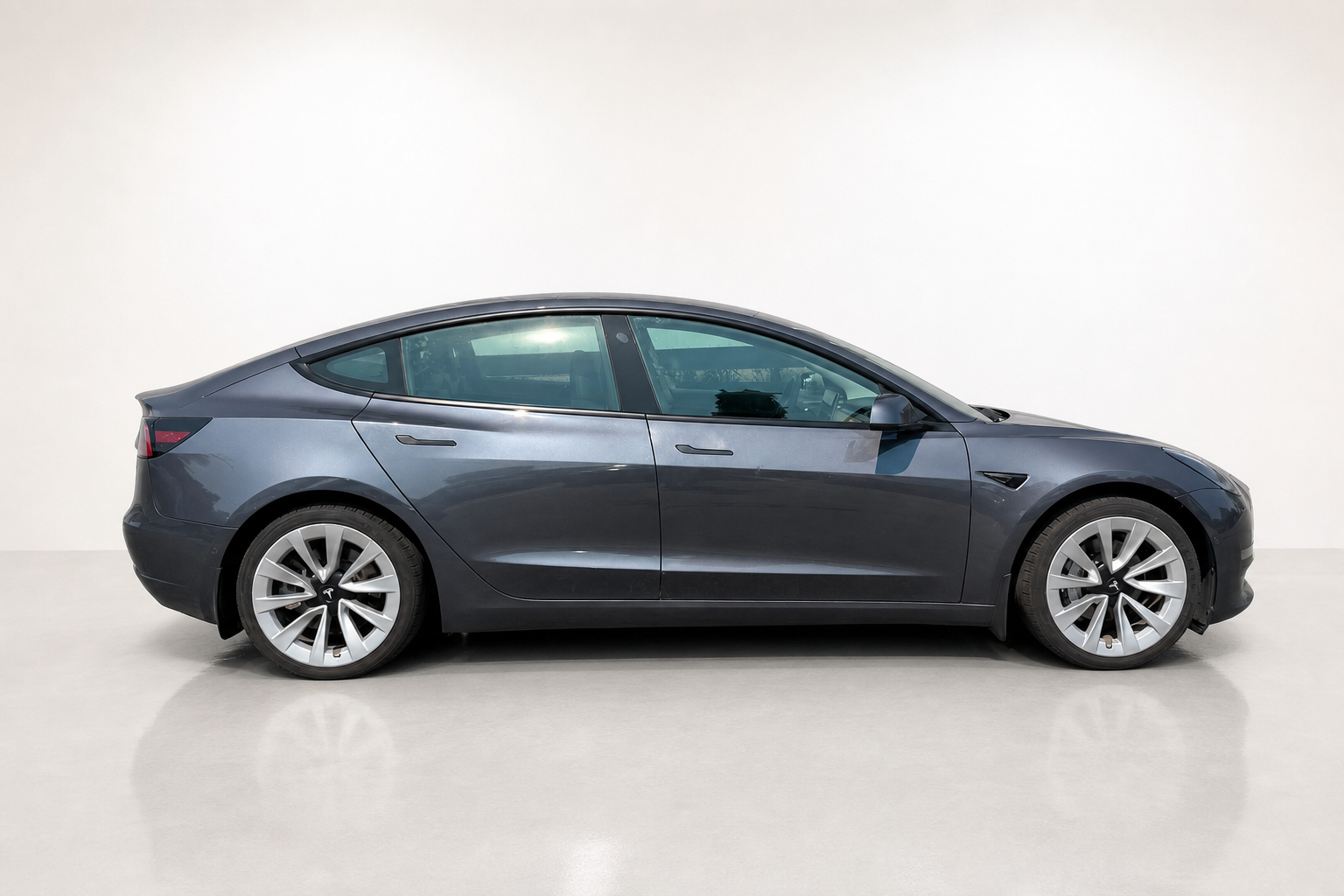 2021 Tesla Model 3 — view 3