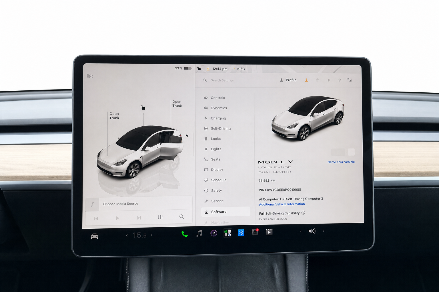 2023 Tesla Model Y — view 11