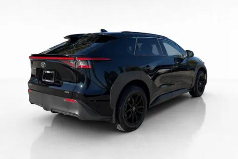 2025 Toyota bZ4X — view 5
