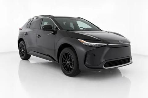 2025 Toyota bZ4X — view 3