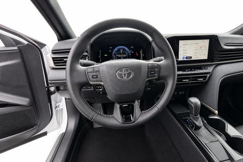 2026 Toyota Camry Sedan — view 8