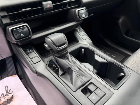 2026 Toyota RAV4 — view 11