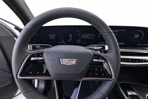 2024 Cadillac Lyriq — view 8