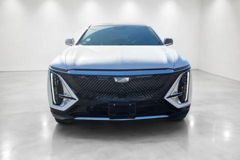 2024 Cadillac Lyriq — view 1
