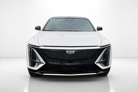 2024 Cadillac Lyriq — view 1