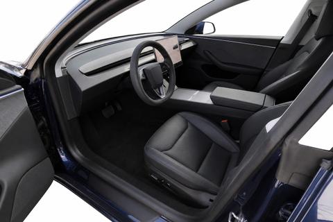 2025 Tesla Model 3 — view 10