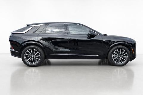 2024 Cadillac Lyriq — view 4