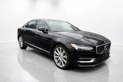 2020 Volvo S90 Plug-in Hybrid — view 4