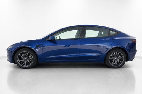 2025 Tesla Model 3 — view 4