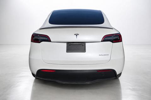 2022 Tesla Model Y — view 4