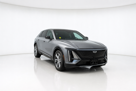 2024 Cadillac Lyriq — view 3